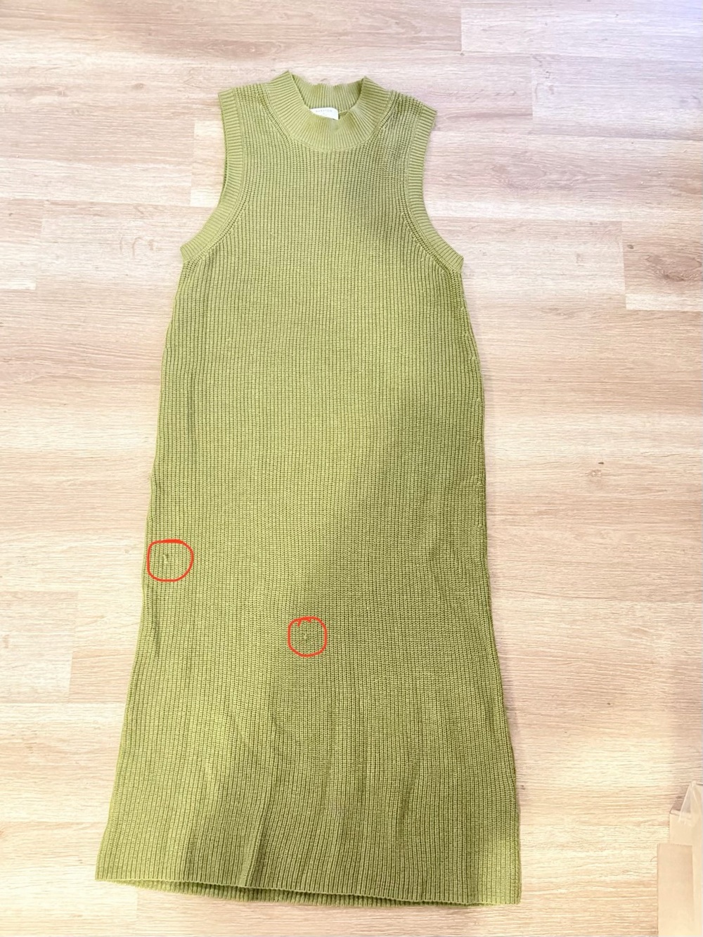 Babaton Sleeveless Ribbed Green - Picture 2 of 7